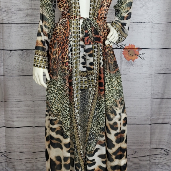 🆕️Colors of Fashion Jeweled Animal Print Duster - Picture 4 of 15